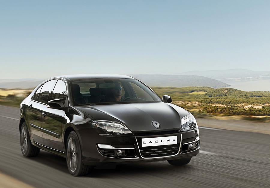  Renault Laguna 2011 года  (фото 2 из 17)